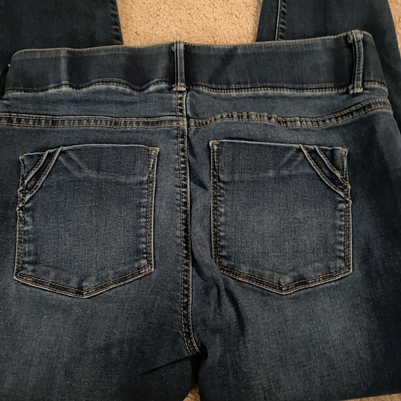 Apt. 9 Slim Straight Jeans Size 6 - Picture 4 of 9